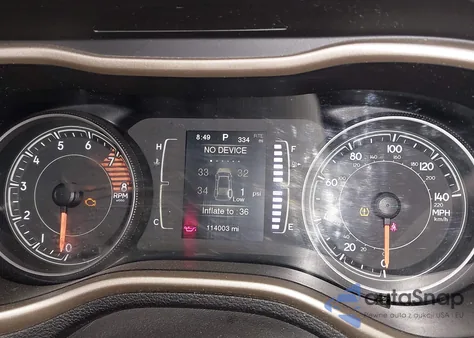 2016 Jeep Cherokee Latitude z USA, uszkodzony, nr VIN 1C4PJMCS1GW205415